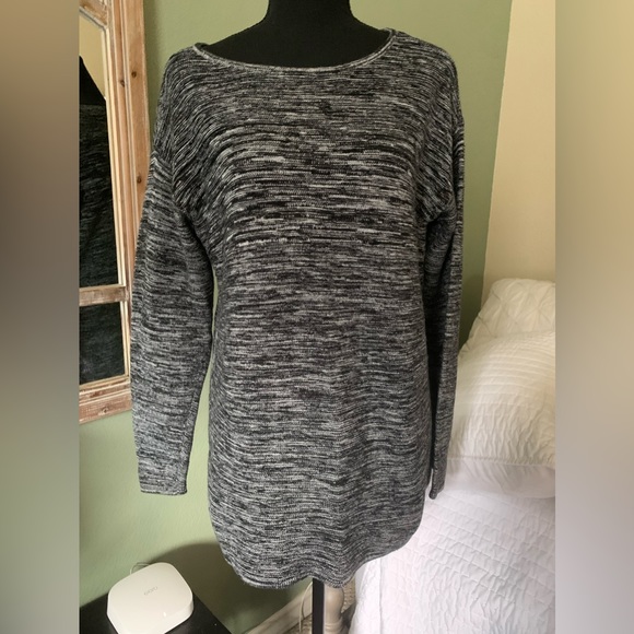 Ellen Tracy black & white knit long top blouse sweater tunic Large - Picture 15 of 15